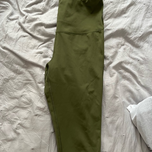 QUEENIEKE OLIVE GREEN leggings - Picture 5 of 5